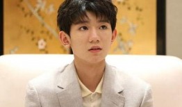 王源吃瓜娱乐视频,揭秘明星幕后趣事